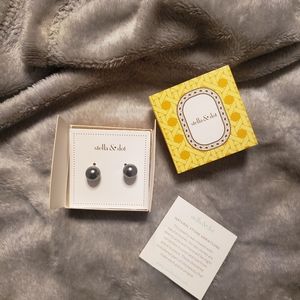 Stud Earrings